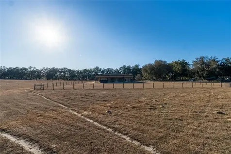 2051 SE 155th Street Summerfield FL 34491