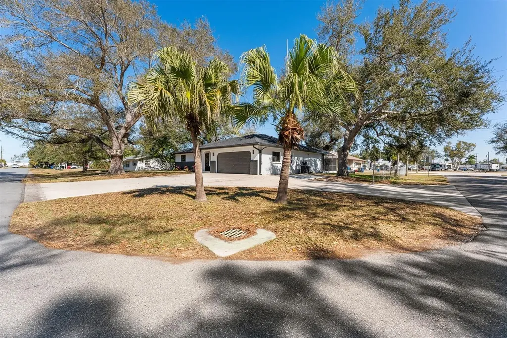 4227 Blossom Road Venice FL 34293
