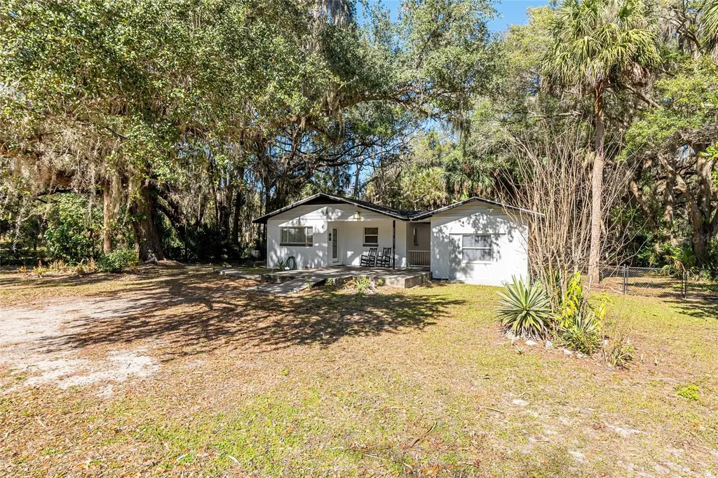 5901 NW 214th Lane Micanopy FL 32667