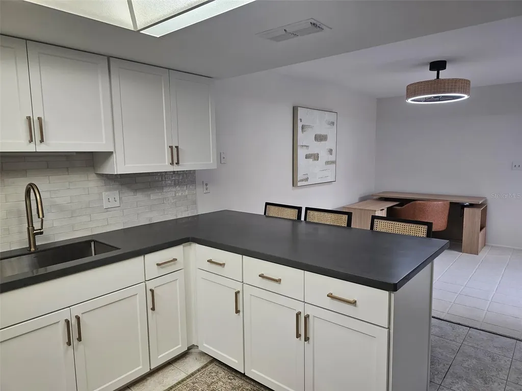 4408 La Jolla Drive Bradenton FL 34210