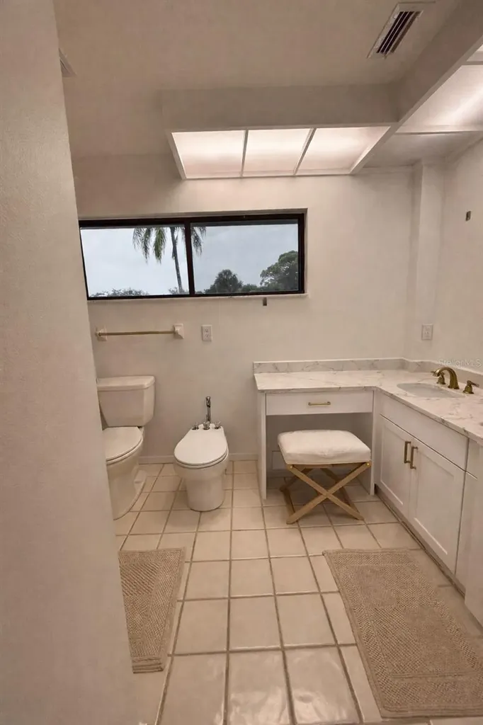 4408 La Jolla Drive Bradenton FL 34210