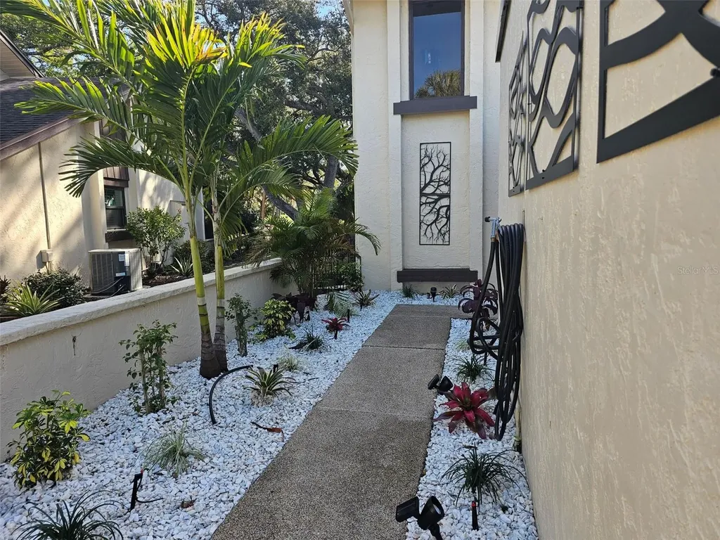 4408 La Jolla Drive Bradenton FL 34210