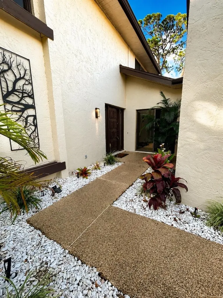 4408 La Jolla Drive Bradenton FL 34210