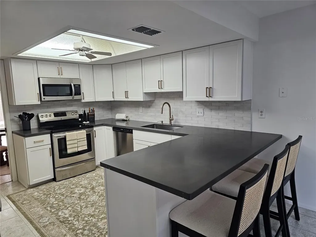 4408 La Jolla Drive Bradenton FL 34210