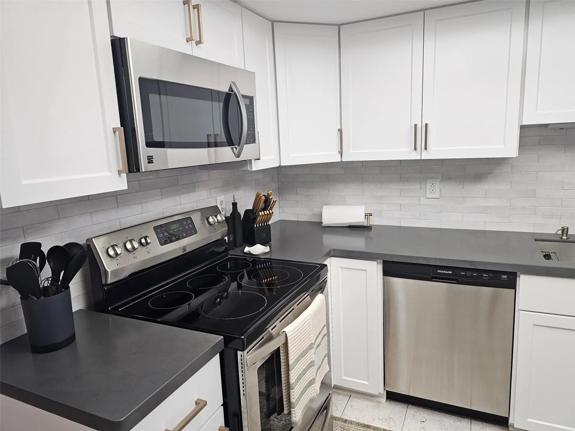 4408 La Jolla Drive Bradenton FL 34210