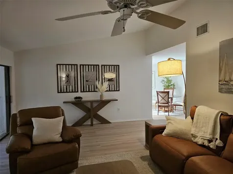 4408 La Jolla Drive Bradenton FL 34210