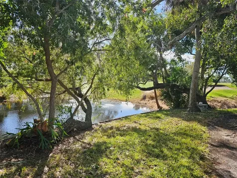 4408 La Jolla Drive Bradenton FL 34210