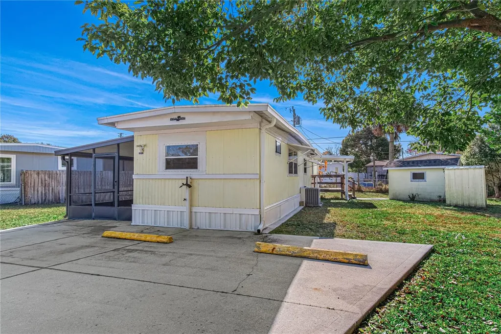 1517 Avenue C Ormond Beach FL 32174