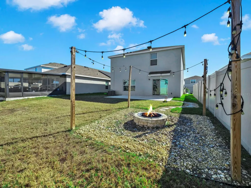 16619 Mosaic Oar Drive Wimauma FL 33598