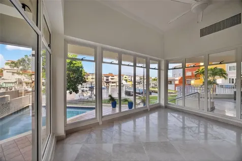 50 Peninsula De San Juan Humacao PR 00791