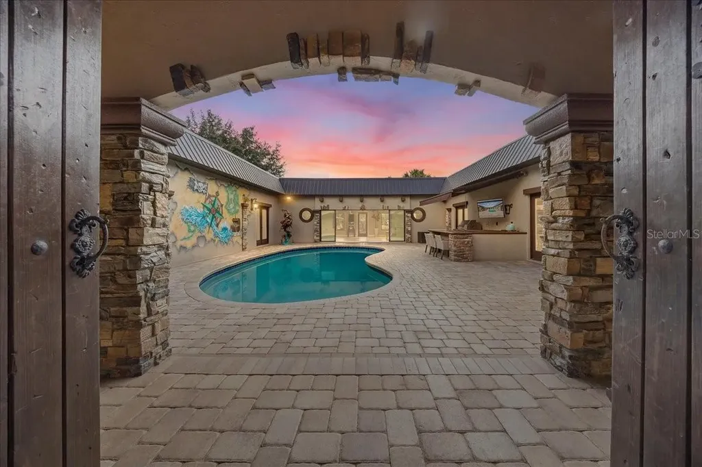 452 SE Paradise Point Road Crystal River FL 34429