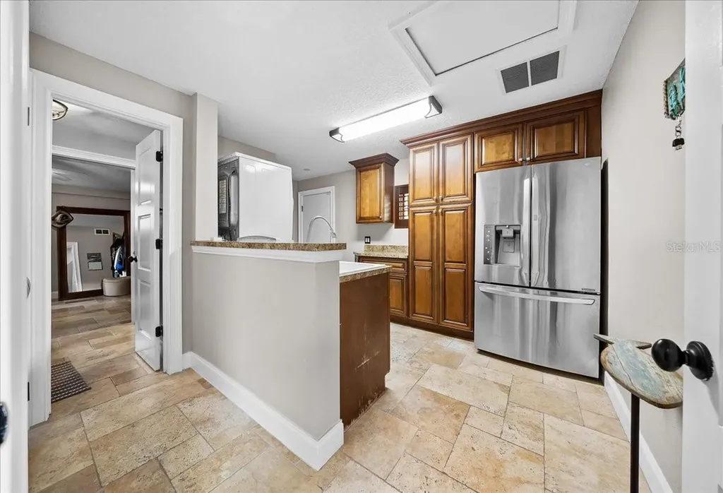 452 SE Paradise Point Road Crystal River FL 34429