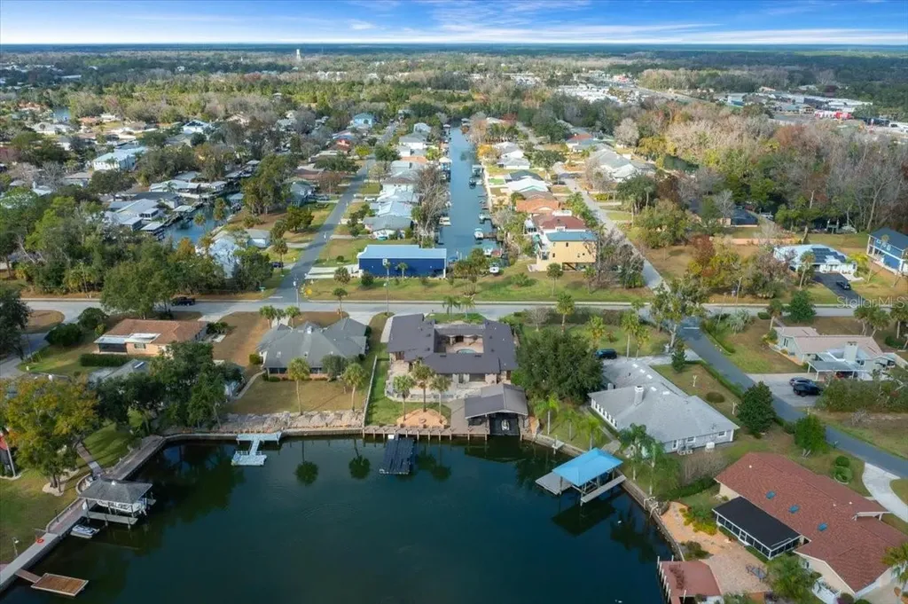 452 SE Paradise Point Road Crystal River FL 34429