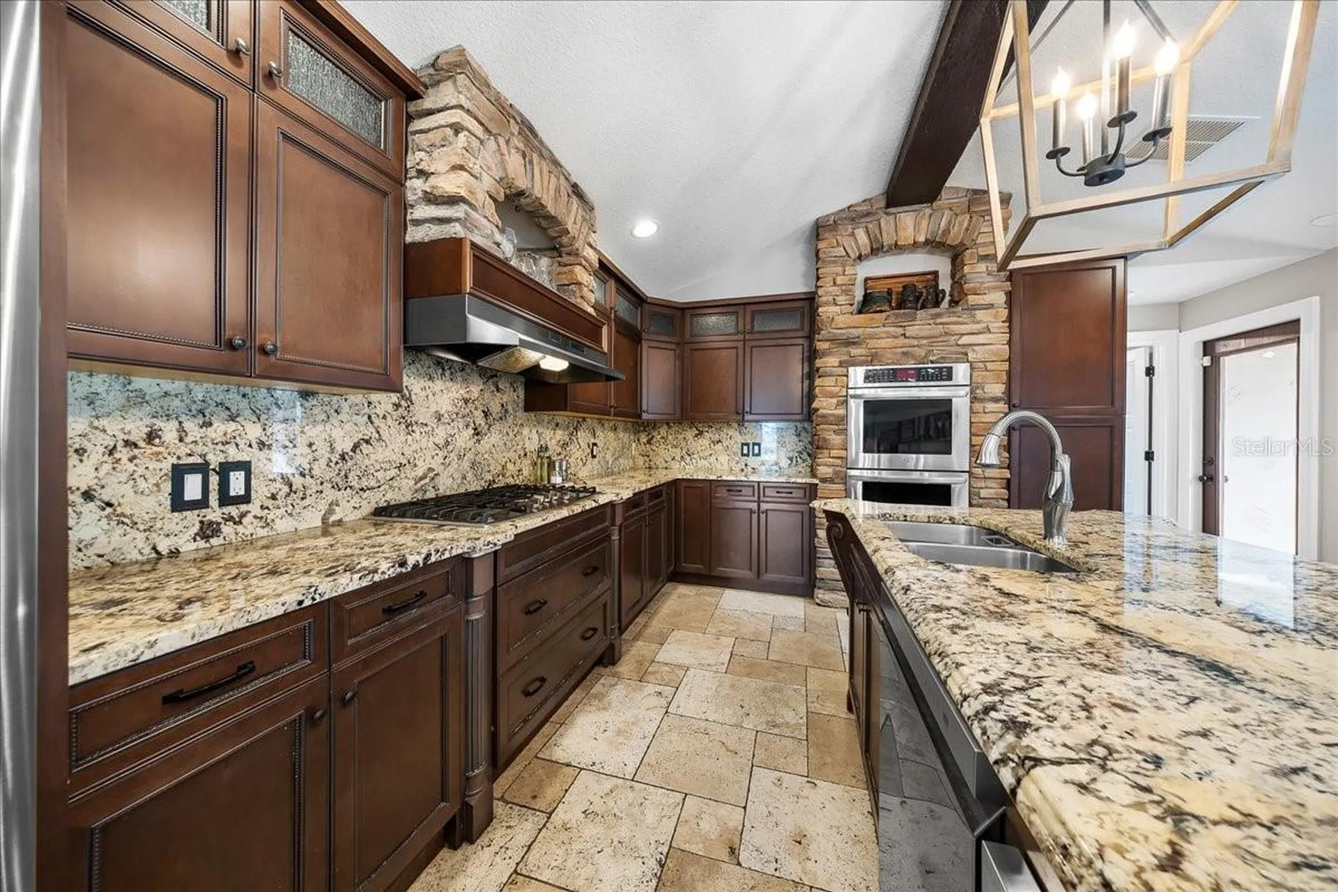 452 SE Paradise Point Road Crystal River FL 34429