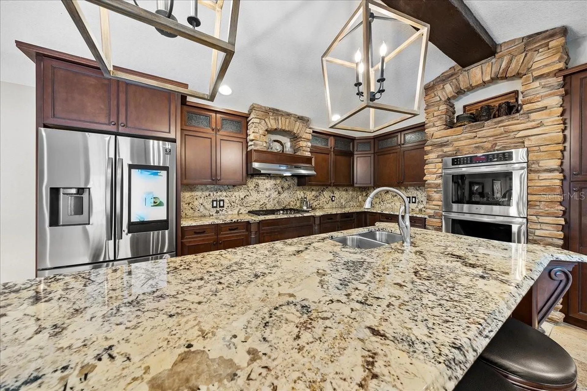 452 SE Paradise Point Road Crystal River FL 34429