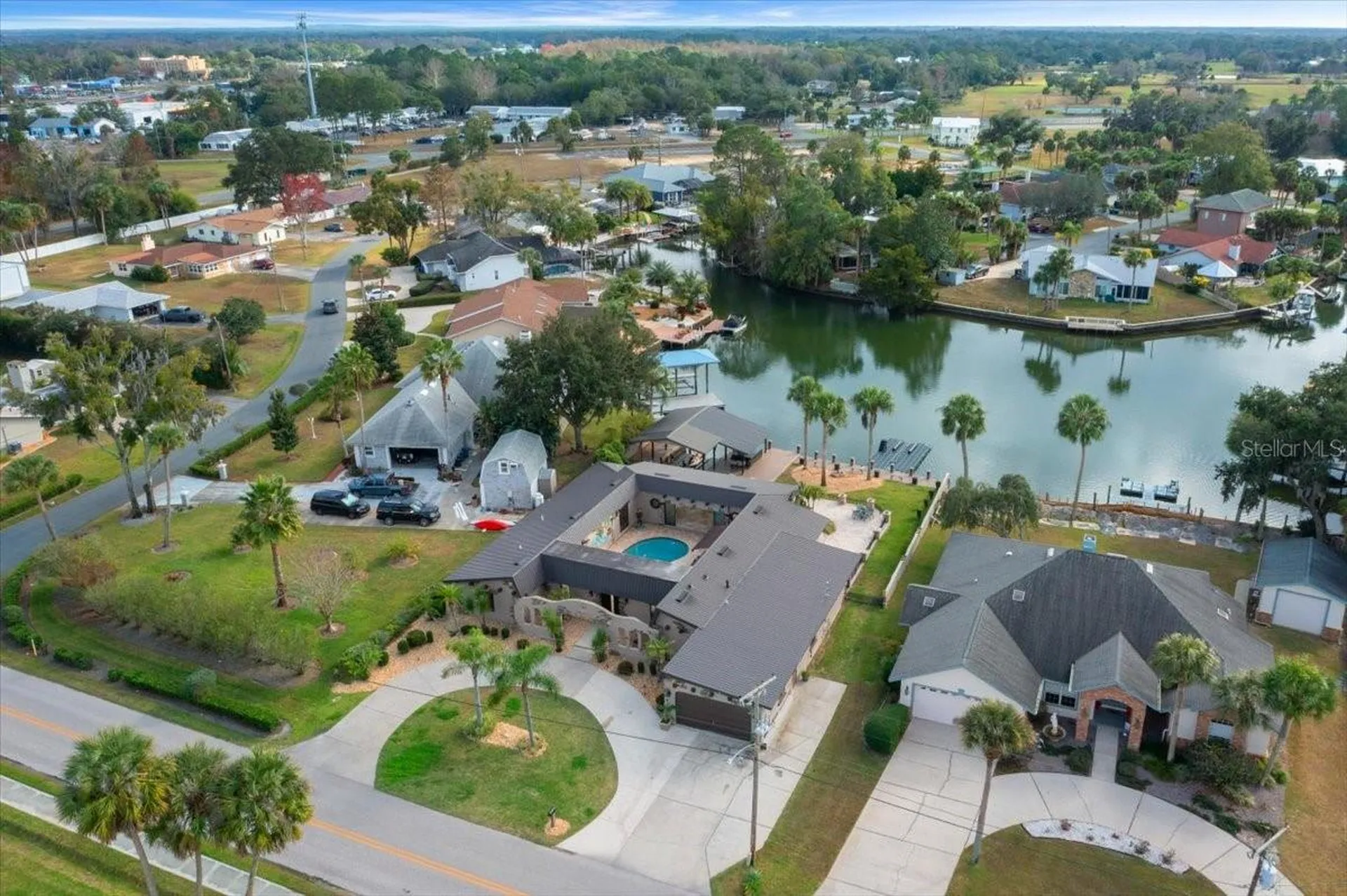 452 SE Paradise Point Road Crystal River FL 34429