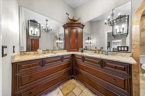 452 SE Paradise Point Road Crystal River FL 34429