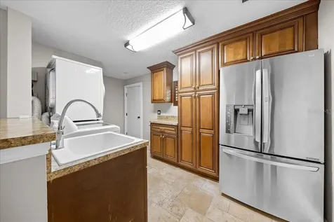 452 SE Paradise Point Road Crystal River FL 34429