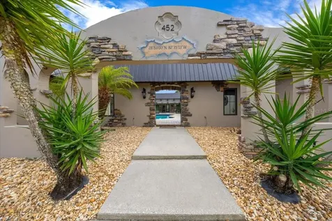 452 SE Paradise Point Road Crystal River FL 34429