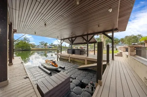 452 SE Paradise Point Road Crystal River FL 34429