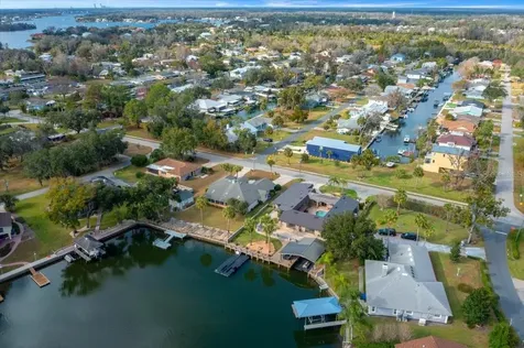 452 SE Paradise Point Road Crystal River FL 34429