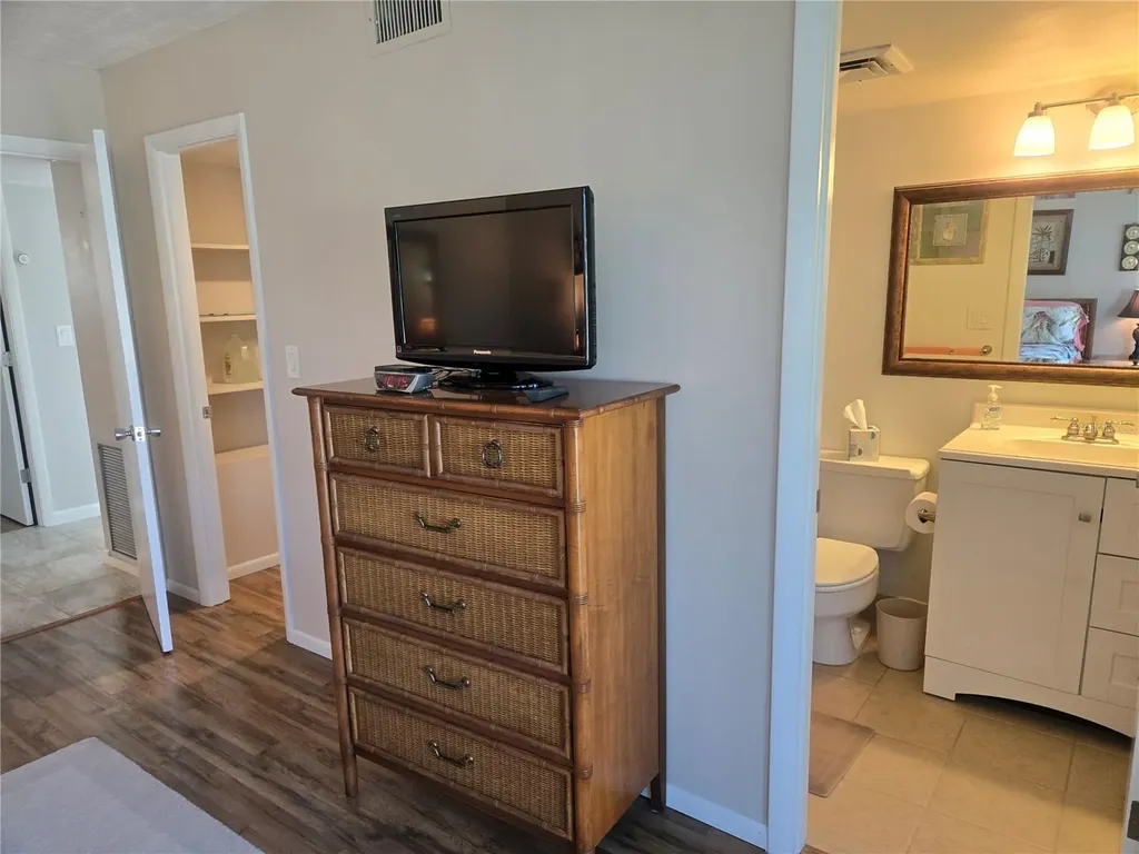 1257 S Portofino Drive Sarasota FL 34242
