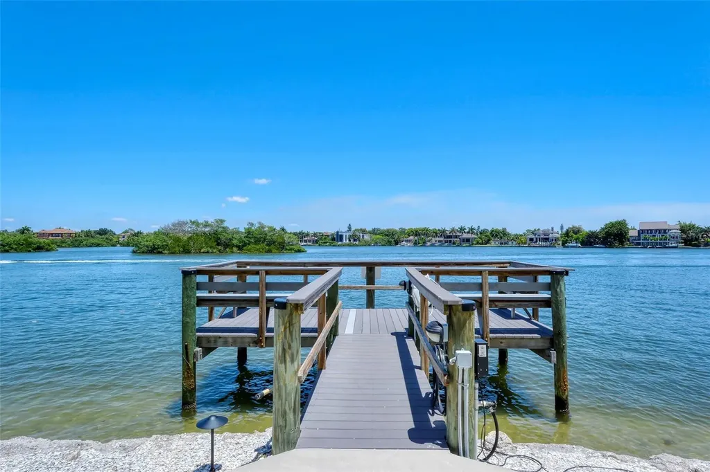 1257 S Portofino Drive Sarasota FL 34242