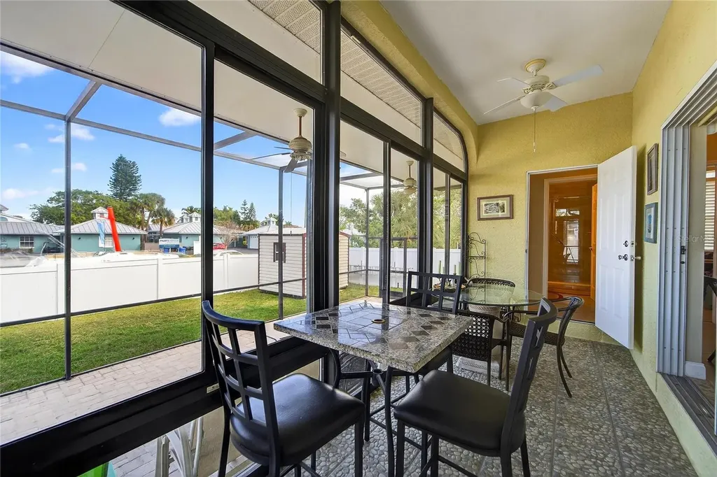 901 Shagos Drive Apollo Beach FL 33572