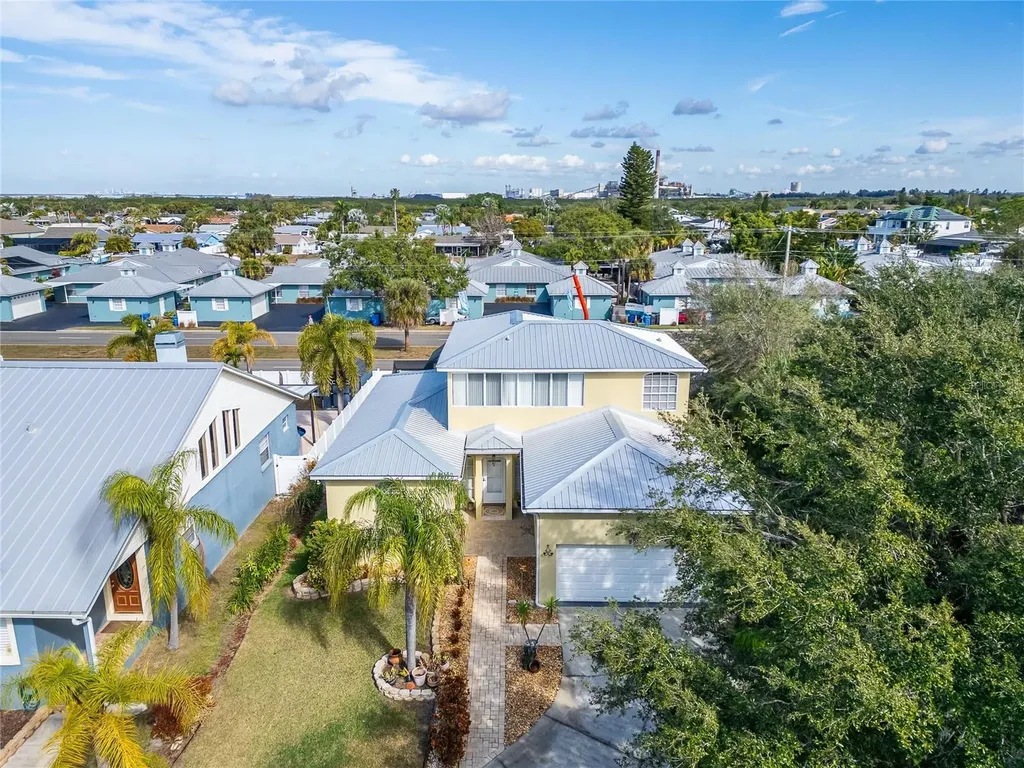 901 Shagos Drive Apollo Beach FL 33572