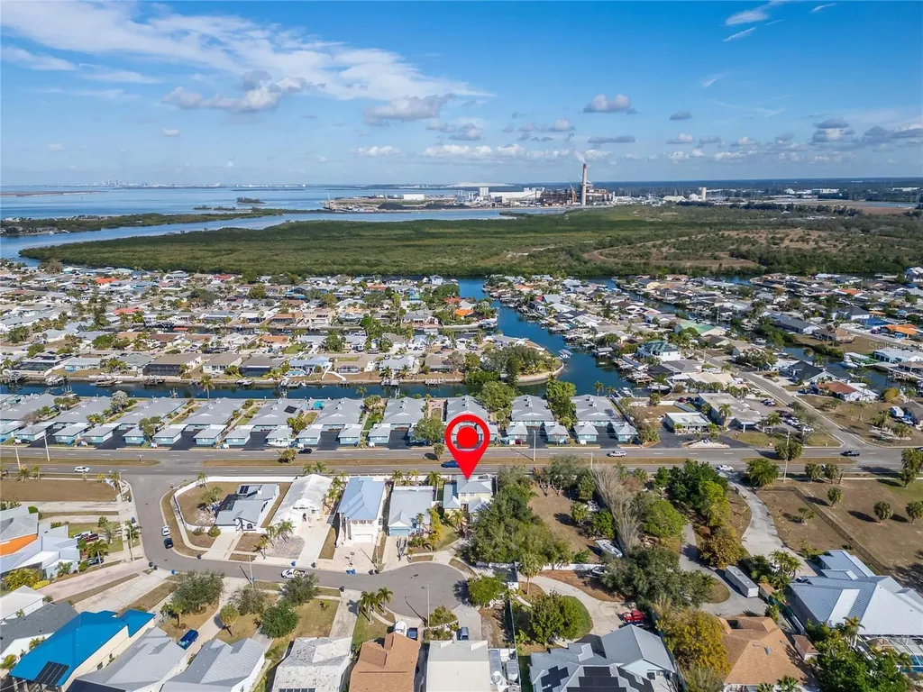 901 Shagos Drive Apollo Beach FL 33572