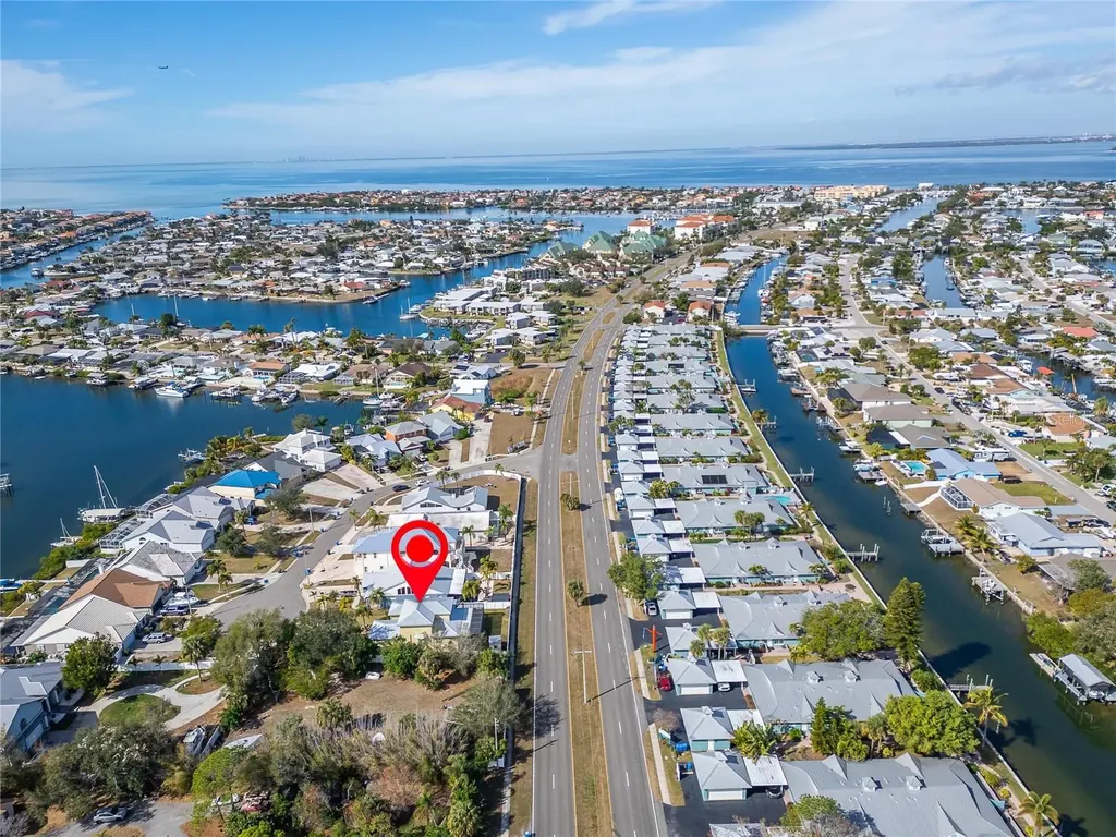 901 Shagos Drive Apollo Beach FL 33572