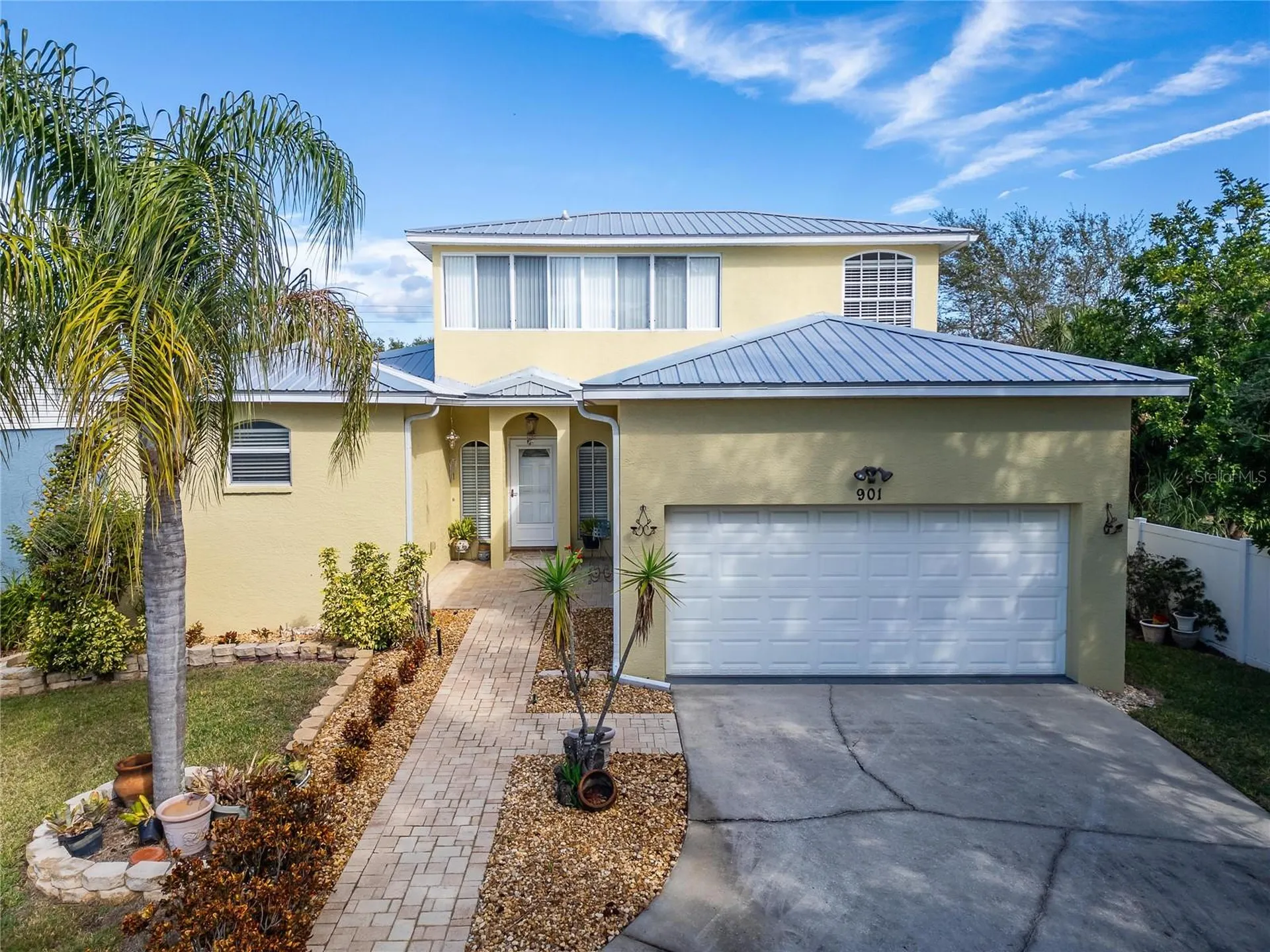 901 Shagos Drive Apollo Beach FL 33572