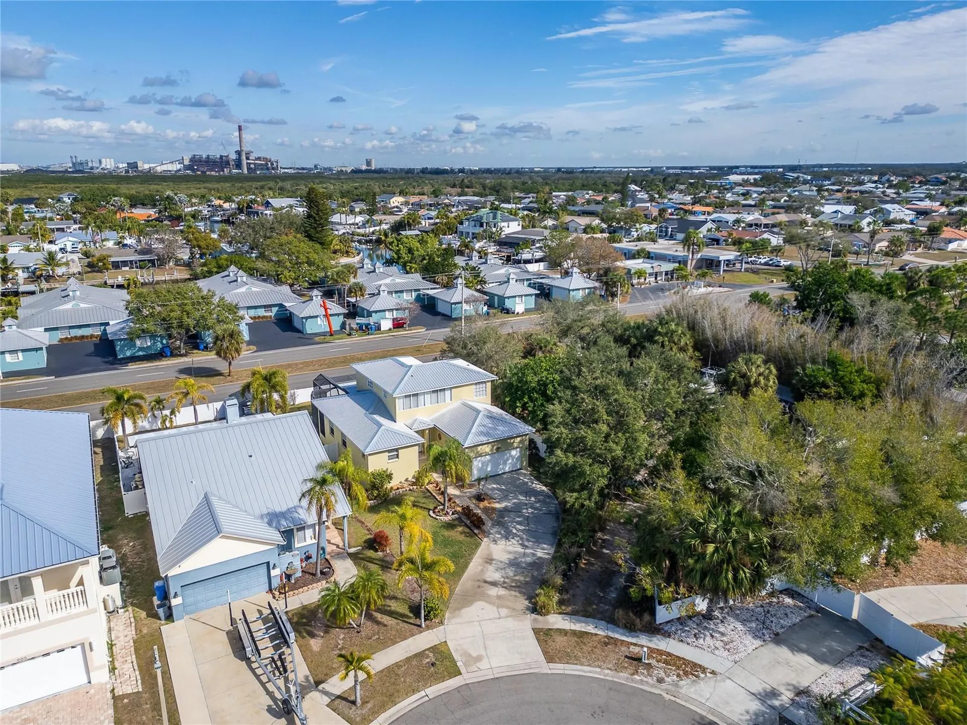 901 Shagos Drive Apollo Beach FL 33572