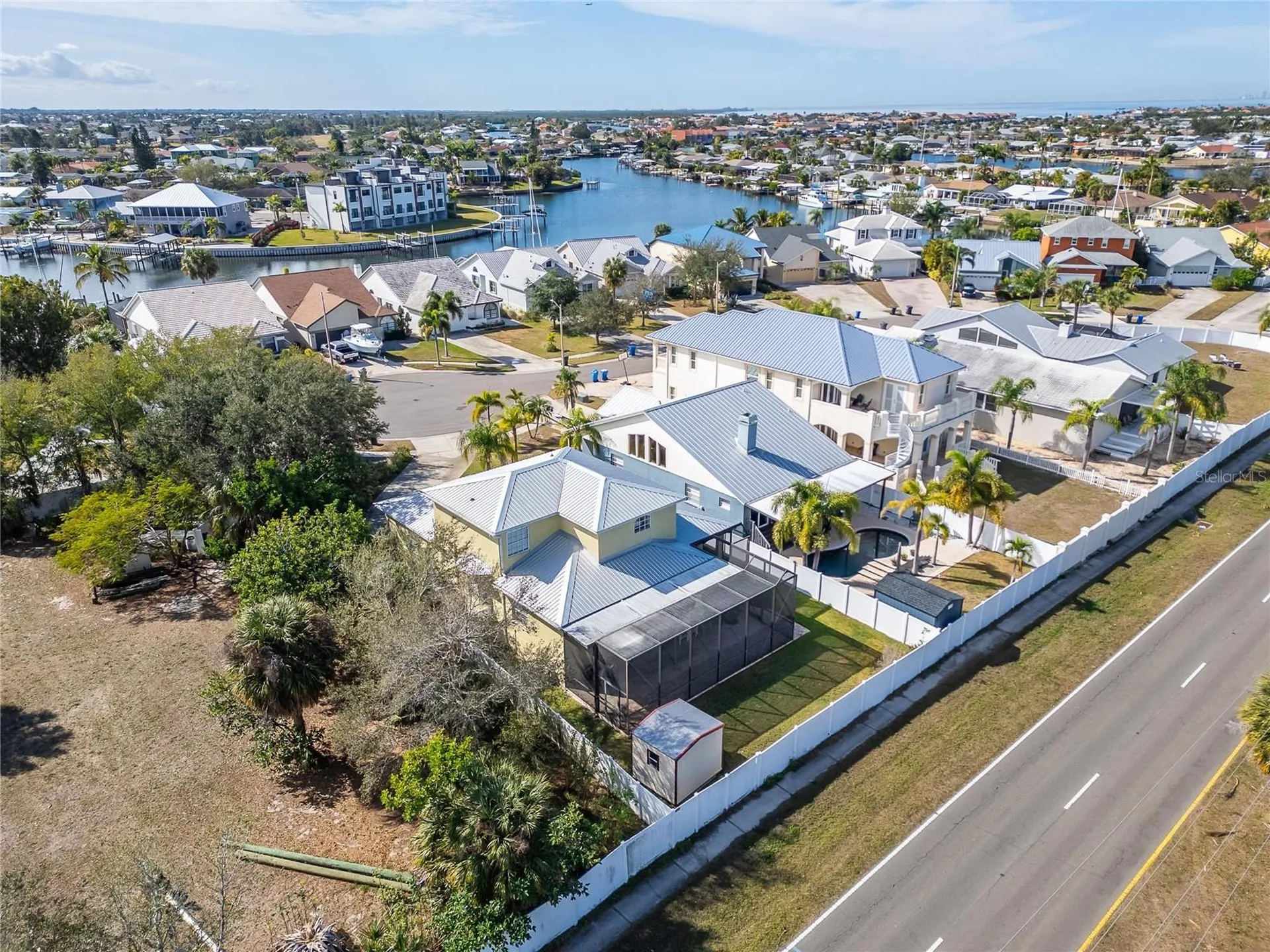 901 Shagos Drive Apollo Beach FL 33572