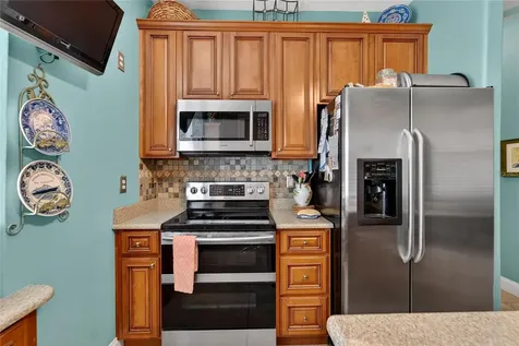 901 Shagos Drive Apollo Beach FL 33572