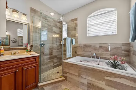 901 Shagos Drive Apollo Beach FL 33572
