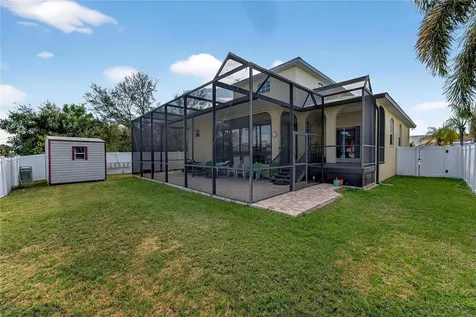 901 Shagos Drive Apollo Beach FL 33572