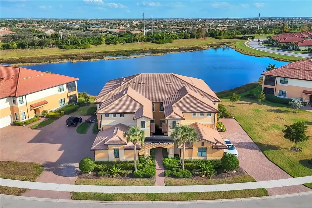 23572 Awabuki Drive Venice FL 34293