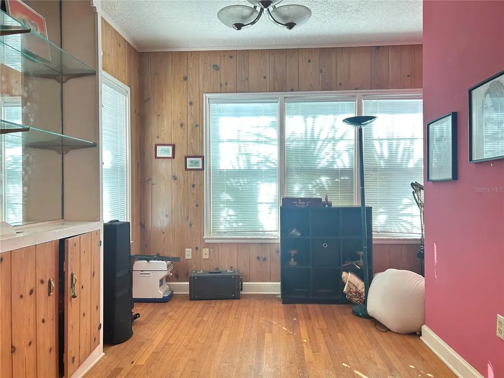 1105 Herndon Street Leesburg FL 34748