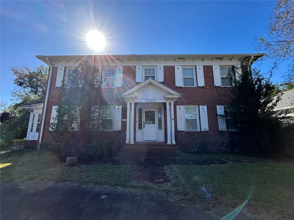 1105 Herndon Street Leesburg FL 34748