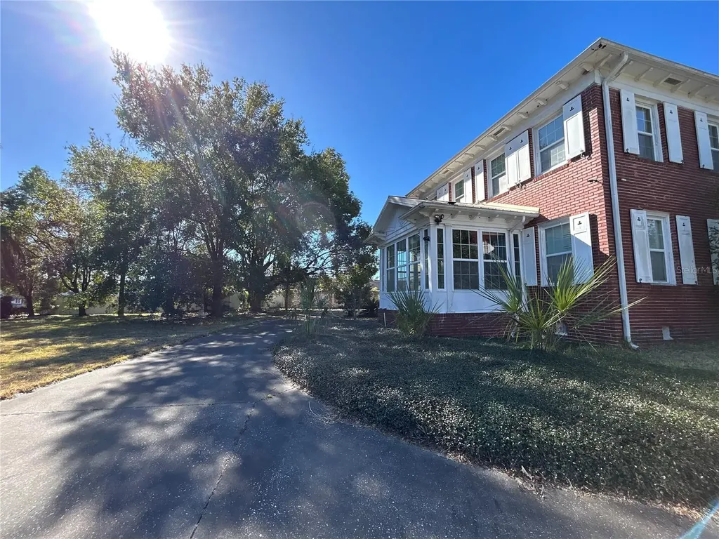 1105 Herndon Street Leesburg FL 34748