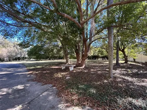 1105 Herndon Street Leesburg FL 34748