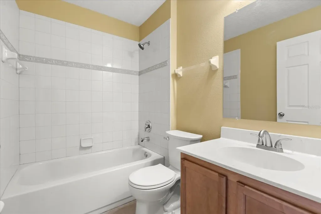 619 Rhodes Drive Deland FL 32720