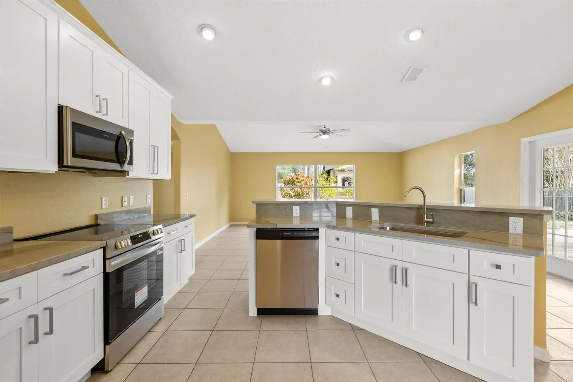 619 Rhodes Drive Deland FL 32720