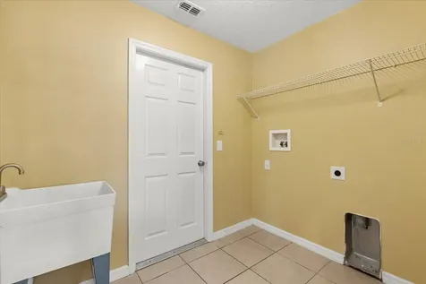 619 Rhodes Drive Deland FL 32720