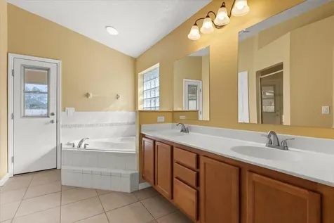 619 Rhodes Drive Deland FL 32720