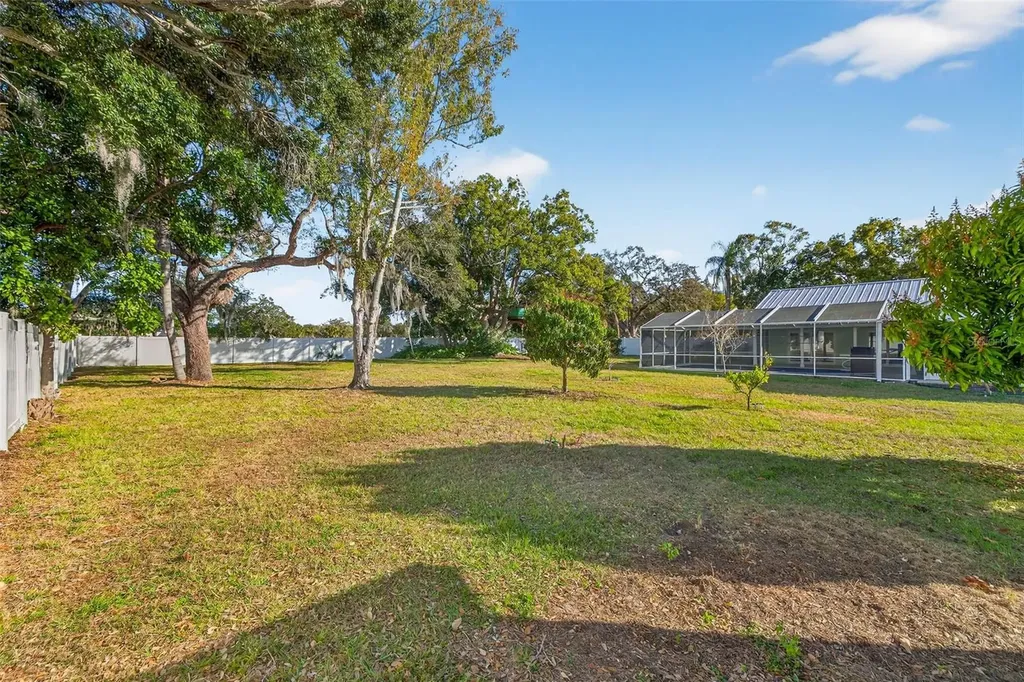 11945 74th Avenue Seminole FL 33772