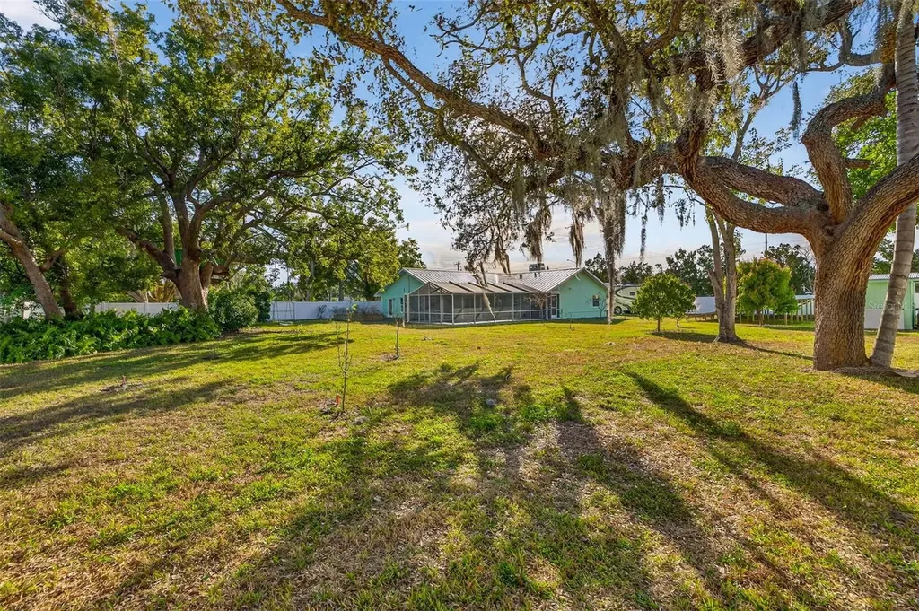 11945 74th Avenue Seminole FL 33772
