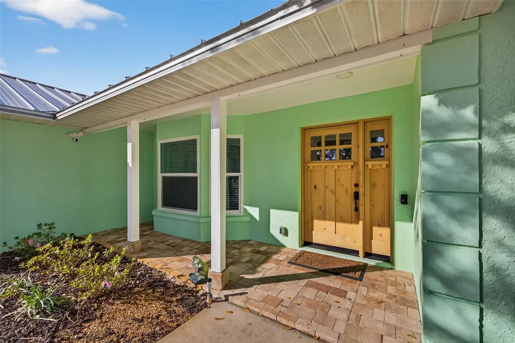 11945 74th Avenue Seminole FL 33772