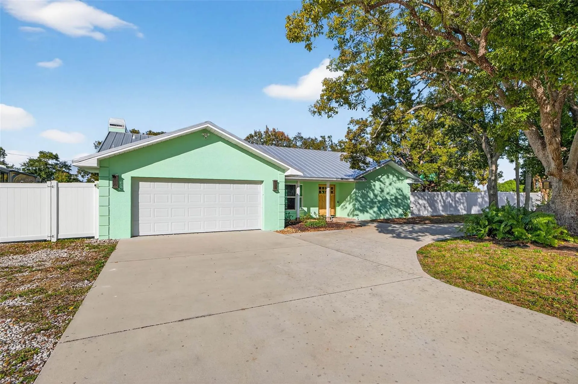 11945 74th Avenue Seminole FL 33772